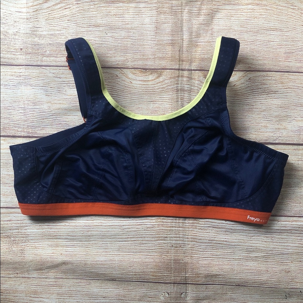 Freya Dynamic non-wired sports‎ bra in the Navy Spice colorway